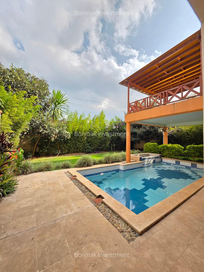 4 Bed Townhouse with En Suite at Lavington Green - 10
