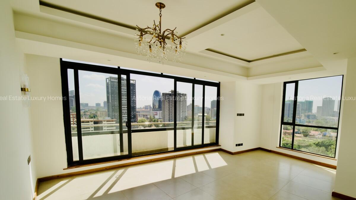 3 Bed Apartment with En Suite at 2026-128 - 14