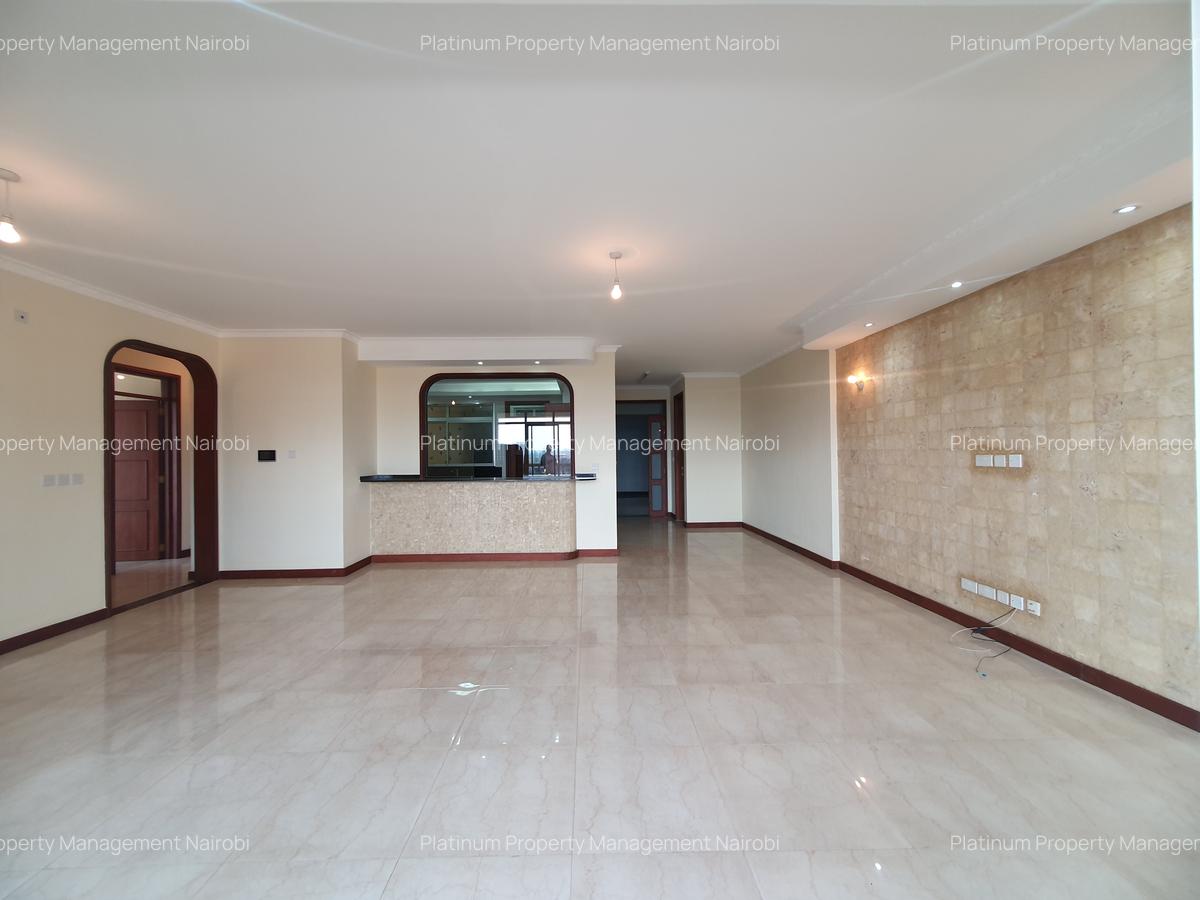2 Bed Apartment with En Suite at Second Parklands - 2