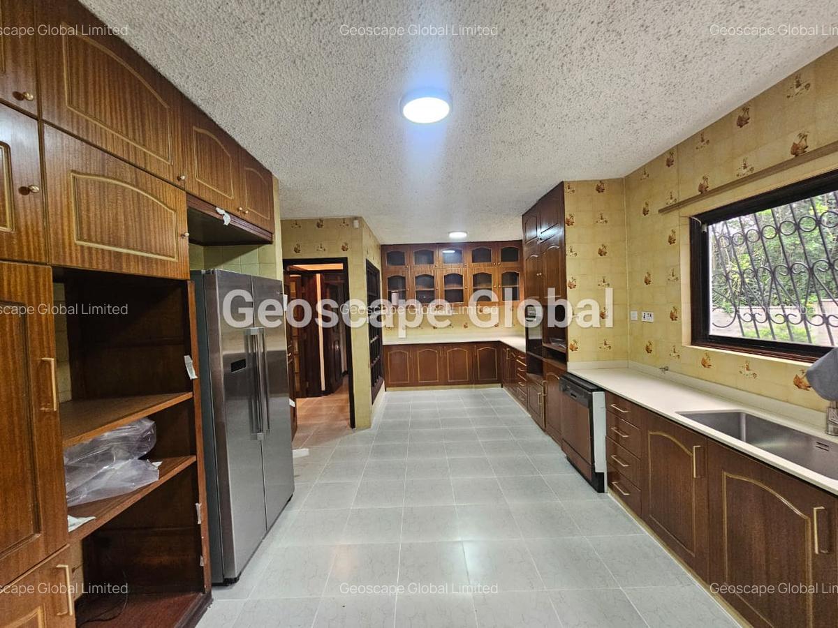 5 Bed House with En Suite in Muthaiga - 12