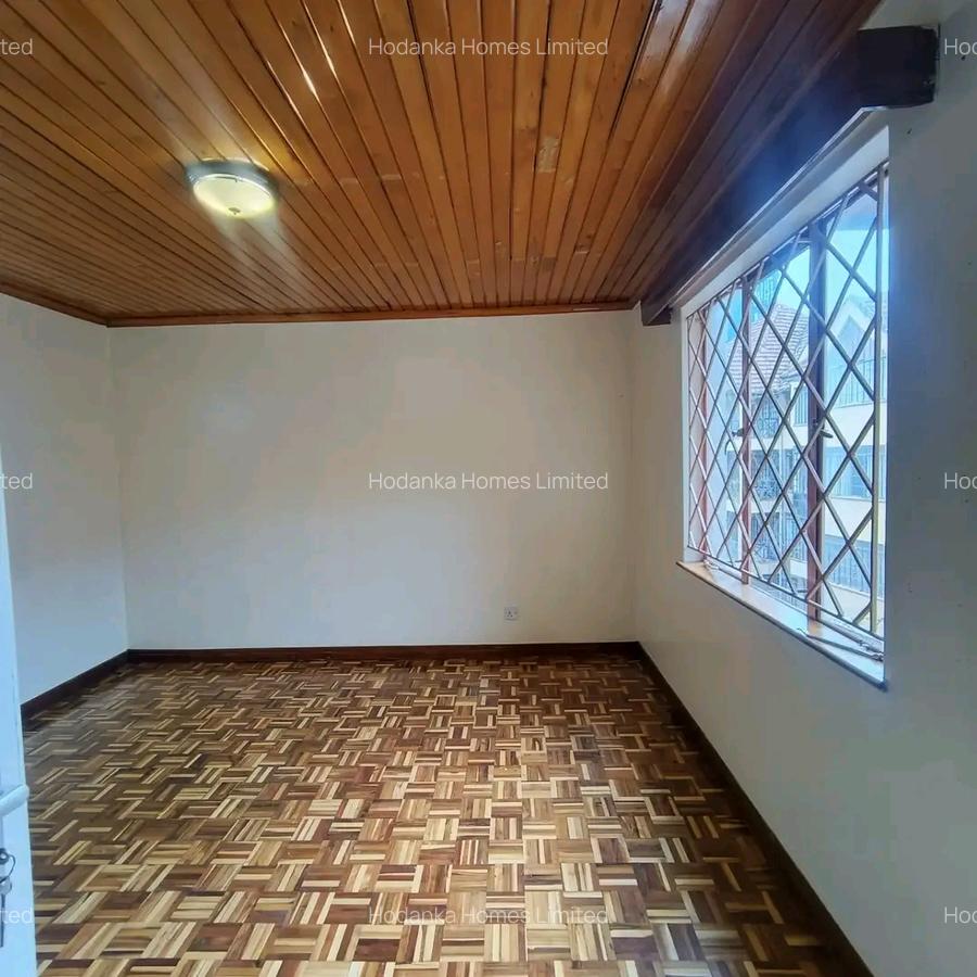 4 Bed Townhouse with Swimming Pool in Kileleshwa - 10