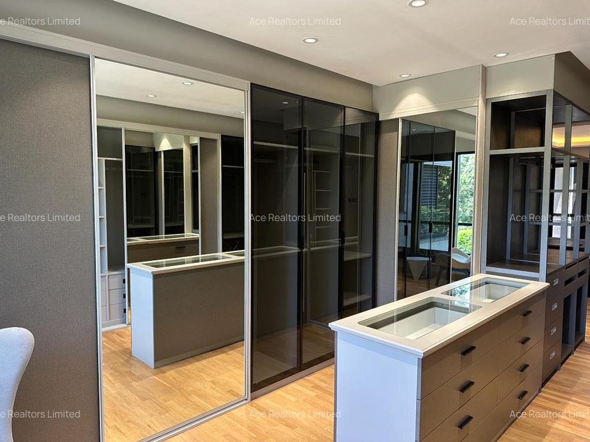 4 Bed Townhouse with En Suite at Jacaranda Avenue - 9