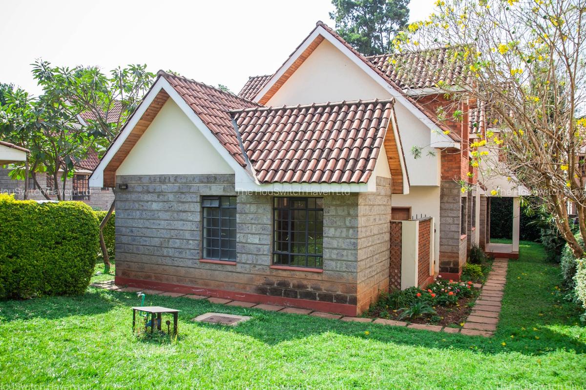 4 Bed Townhouse with En Suite at Chalbi Rd - 1
