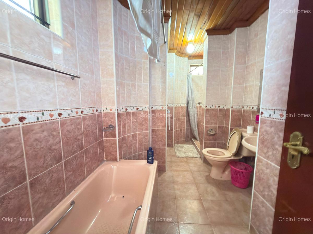 4 Bed Townhouse with En Suite at Westlands - 8