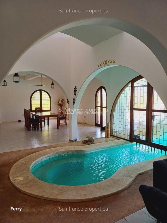 4 Bed Villa with En Suite at Watamu - 2
