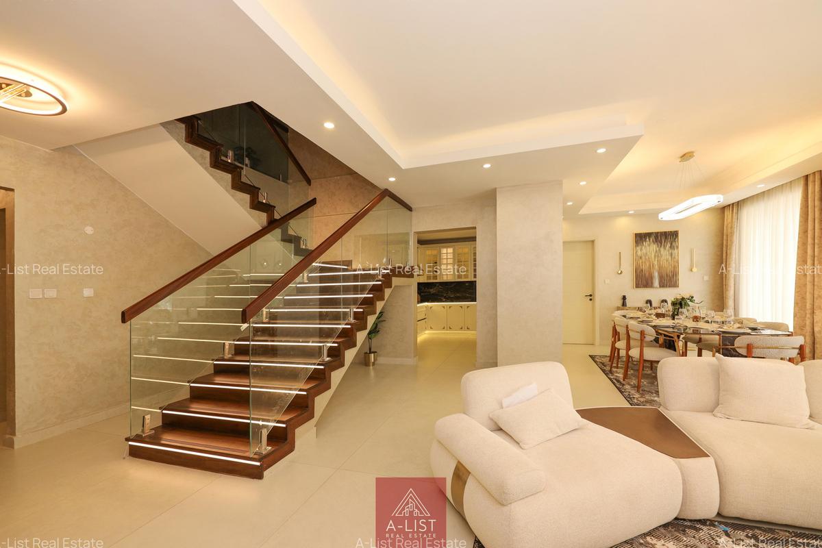 4 Bed Apartment with En Suite at General Mathenge - 14