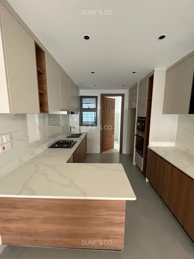 2 Bed Apartment with En Suite in Westlands Area - 9