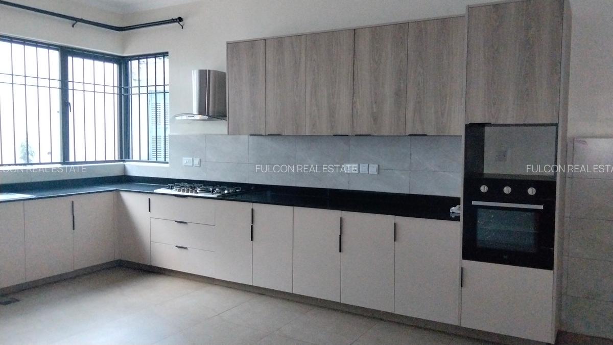 6 Bed Villa with En Suite in Loresho - 9