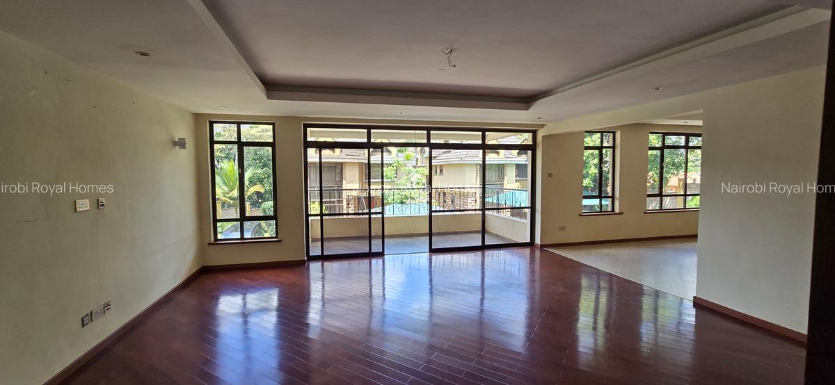 5 Bed Townhouse with En Suite at Convent Drive - 9