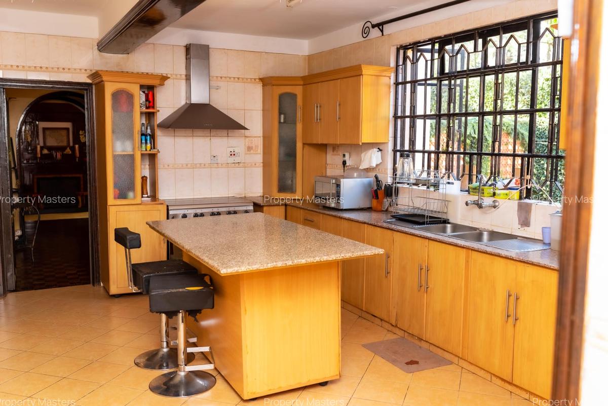 4 Bed House with En Suite at Njathaini Road - 2