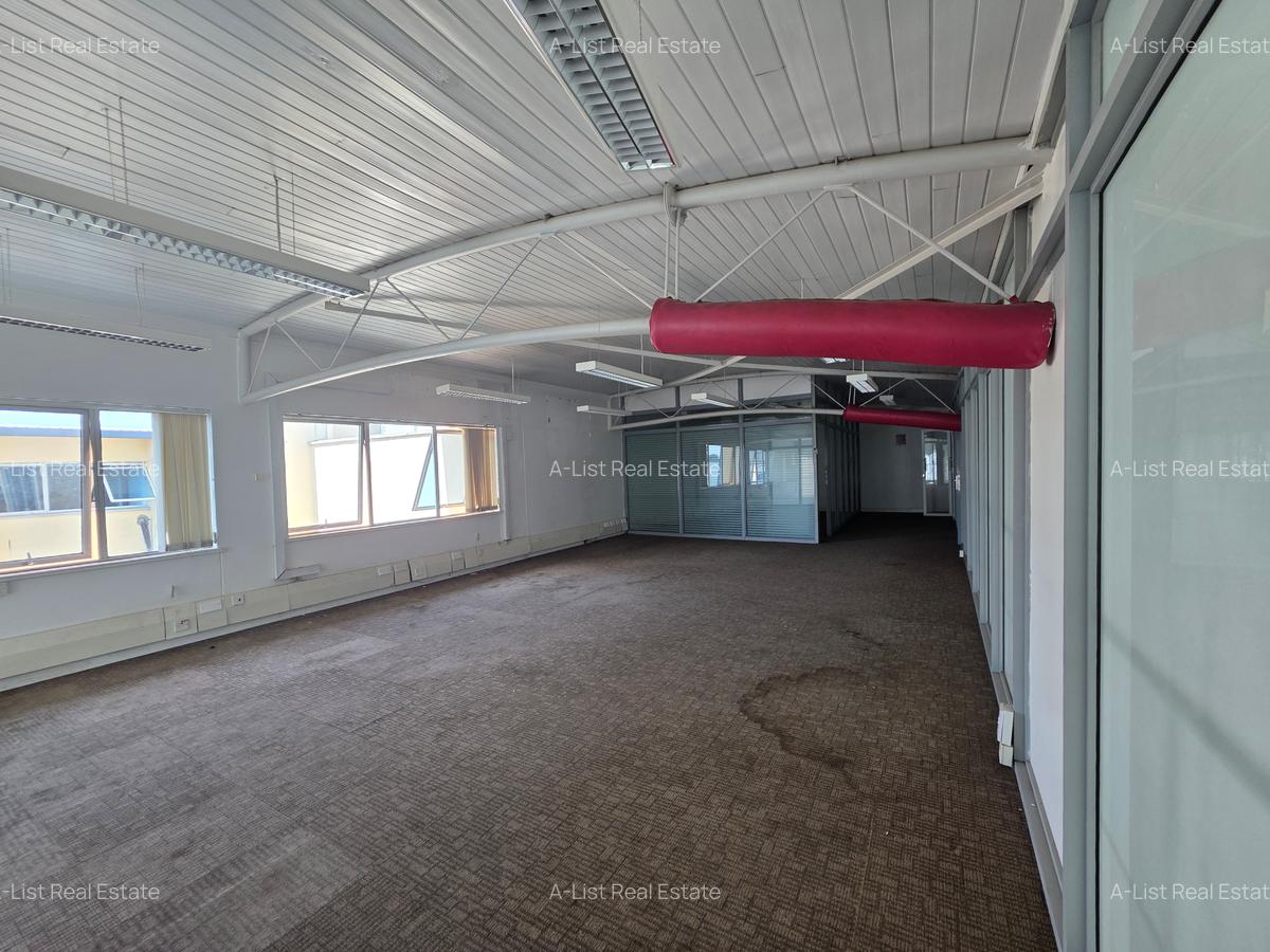 7,000 ft² Commercial Property with Service Charge Included at Lenana Road - 9