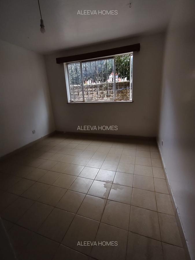 3 Bed Apartment with En Suite in Lavington - 7