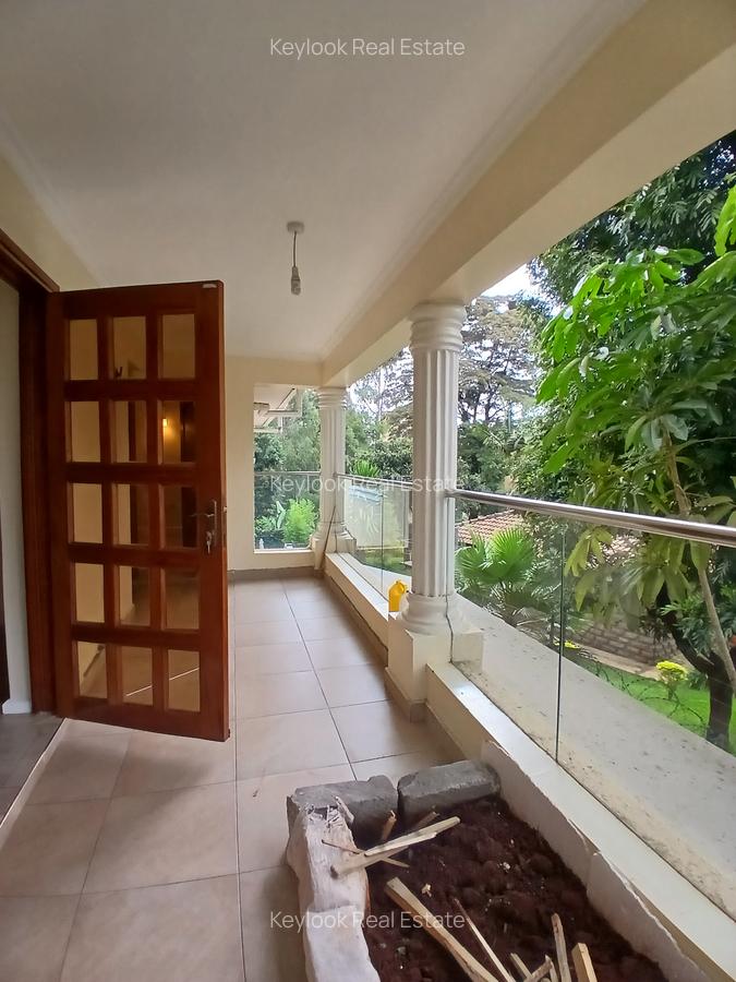 4 Bed Townhouse with En Suite at Lavington Green - 19