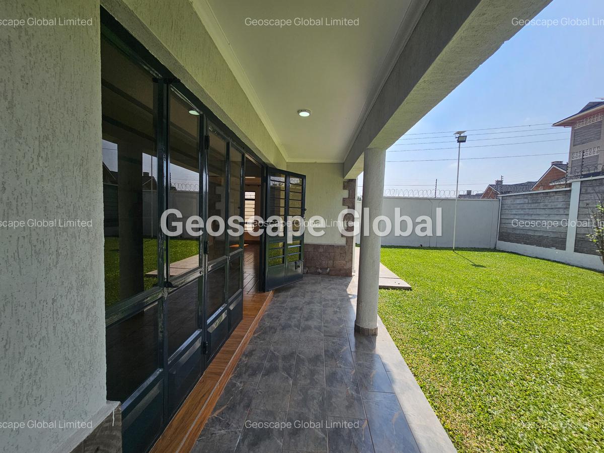 5 Bed House with En Suite in Runda - 3