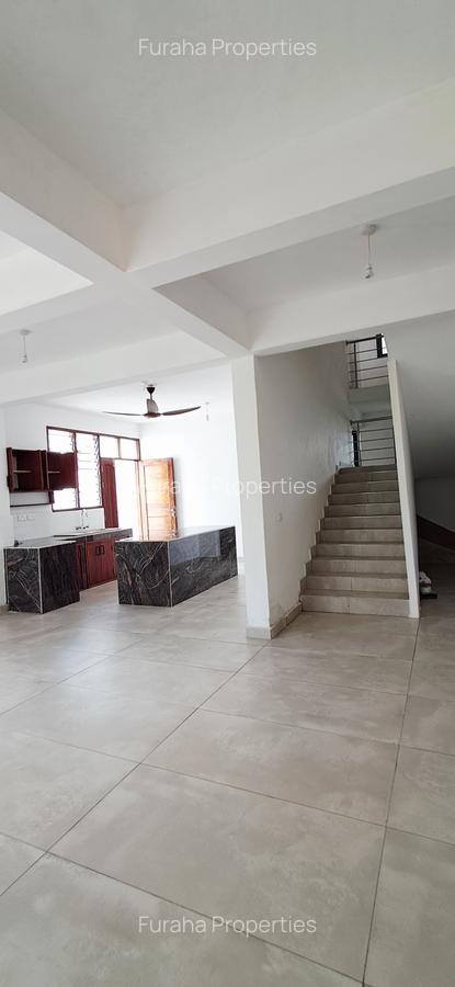 3 Bed Townhouse with En Suite at Malindi - 6