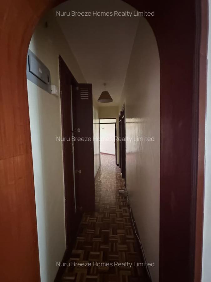3 Bed Apartment with En Suite in Brookside - 14