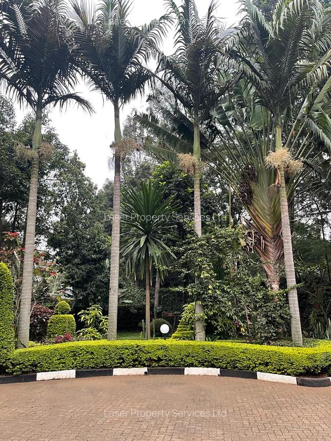 3 Bed Apartment with En Suite at State House - 6
