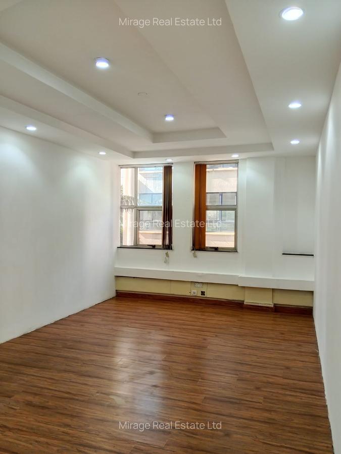 4,000 ft² Office with Service Charge Included in Westlands Area - 16