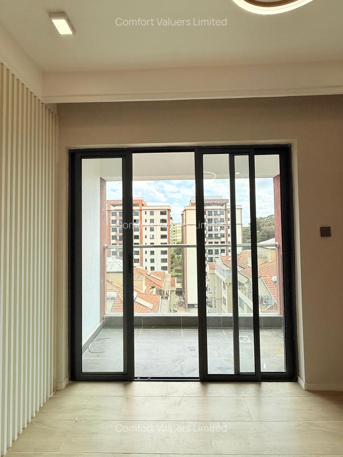 1 Bed Apartment with En Suite at Lavington - 7