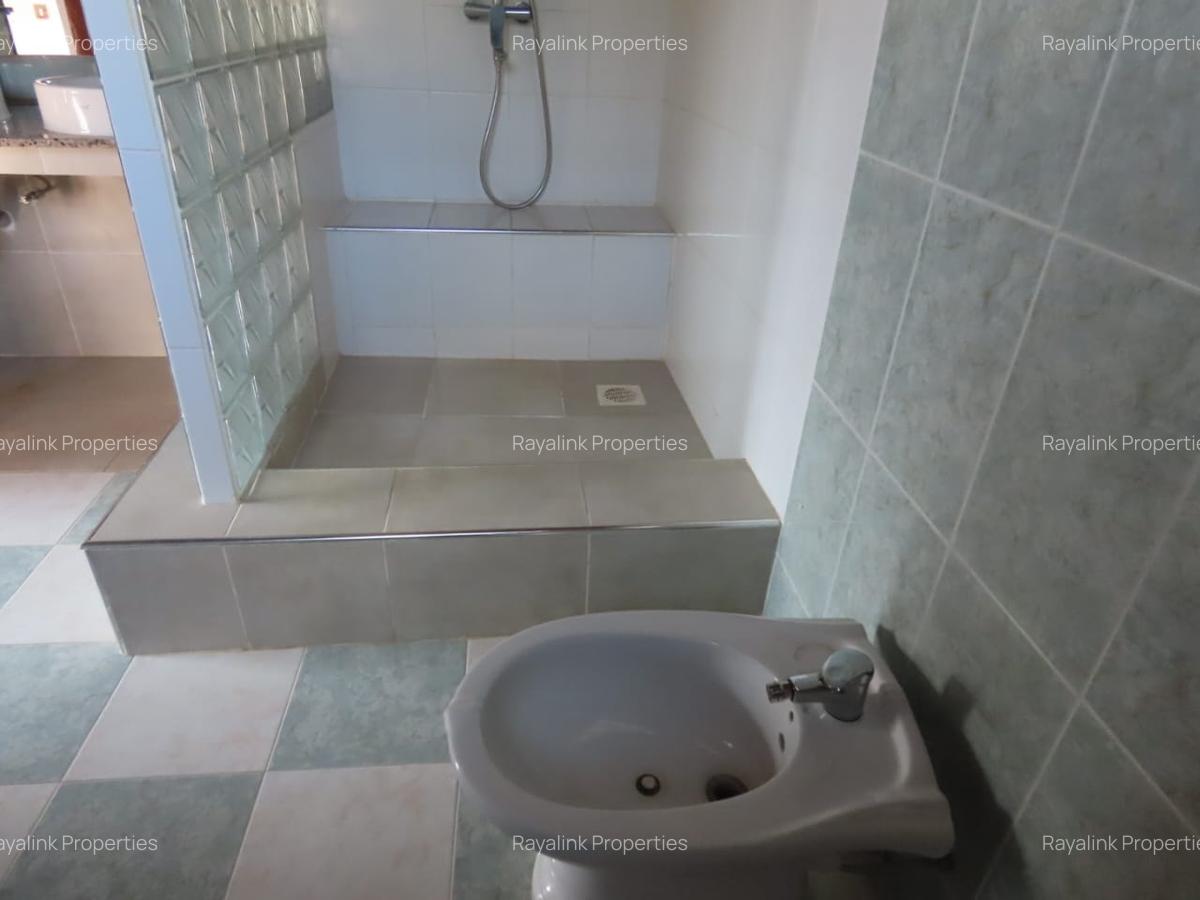 4 Bed House with En Suite at Karen - 19