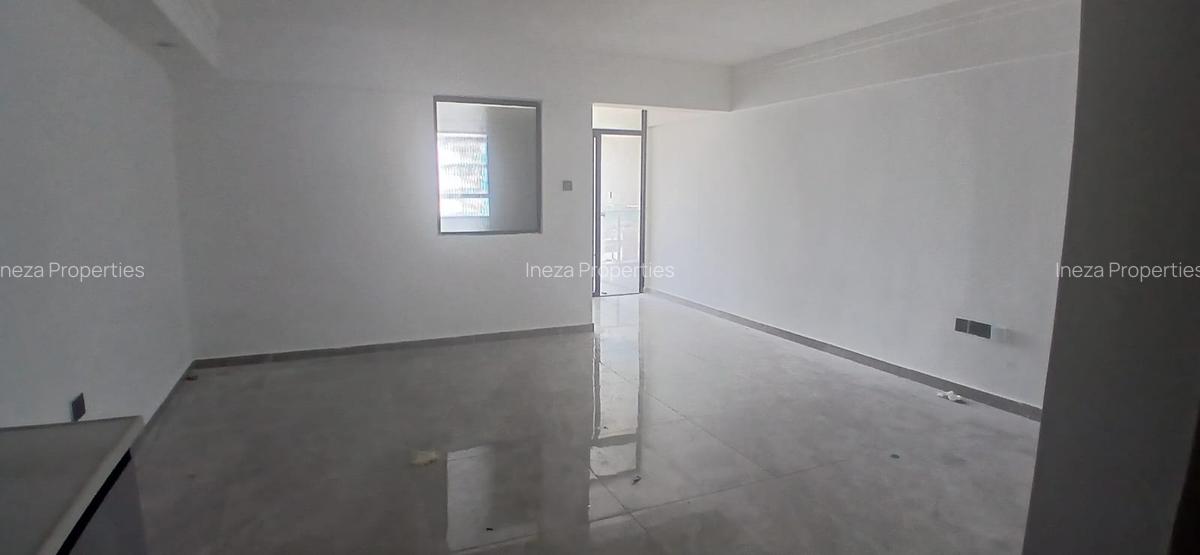 1 Bed Apartment with Gym in Kilimani - 2