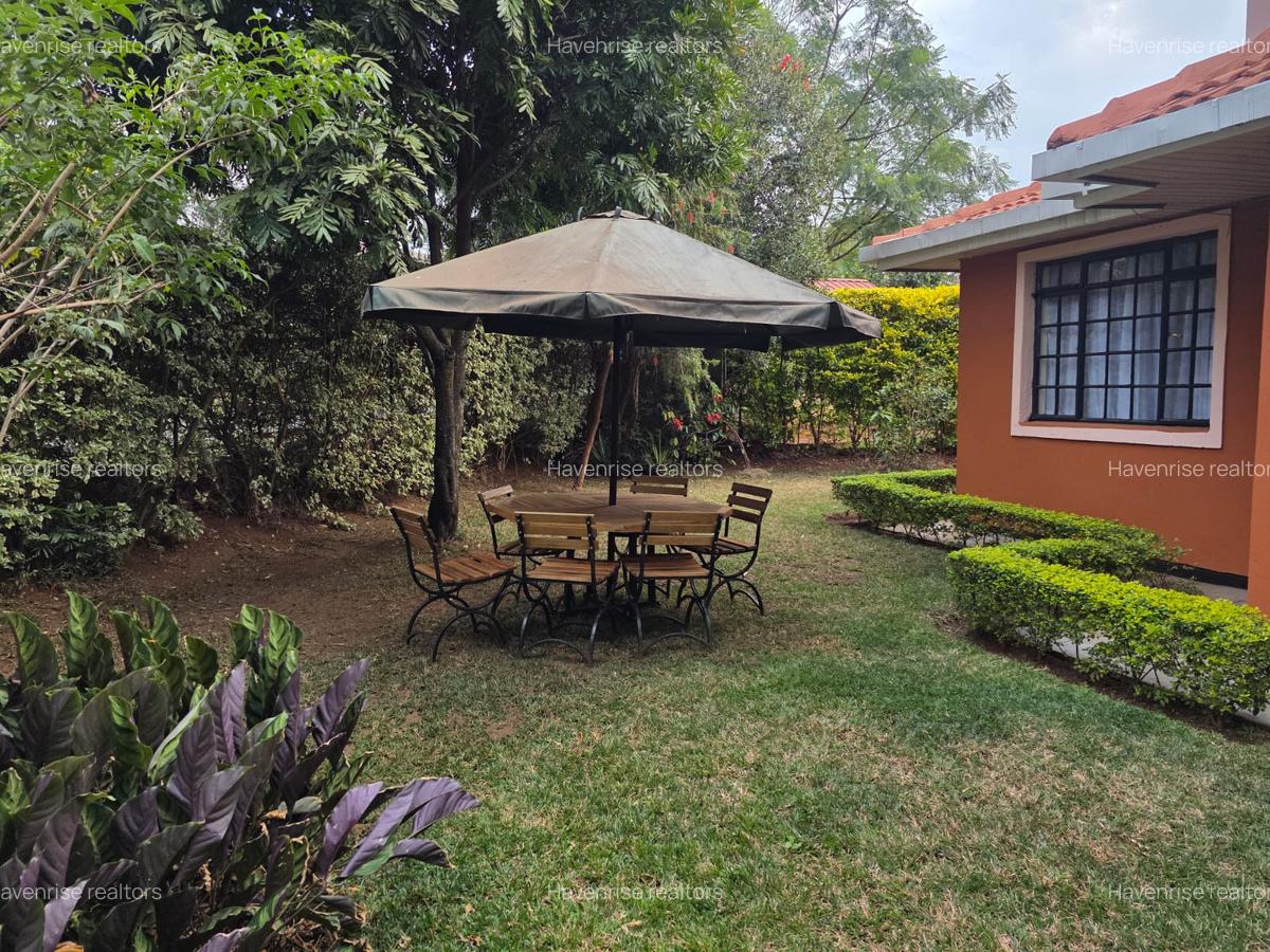 4 Bed Villa at Fourways - 10
