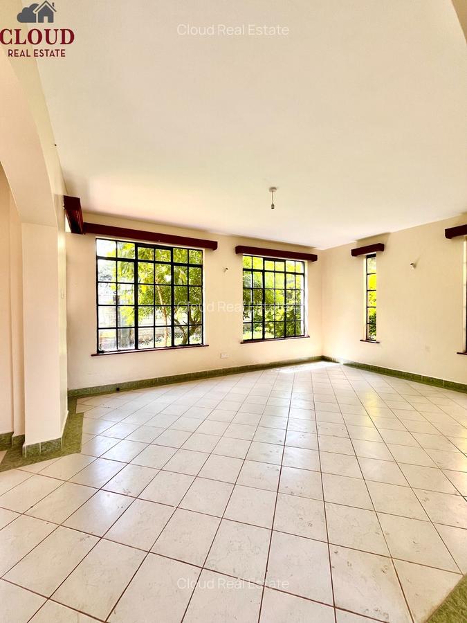 4 Bed Townhouse with Staff Quarters in Ngong Road - 11