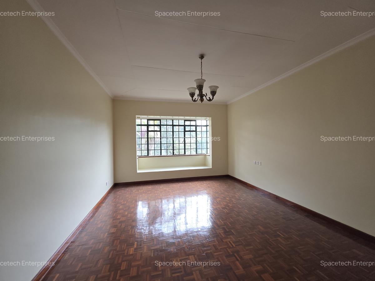 4 Bed Townhouse with En Suite in Westlands Area - 13