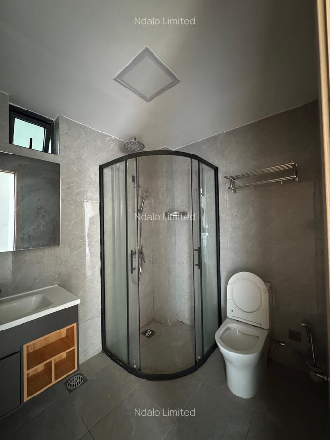 1 Bed Apartment with En Suite at Lavington - 10