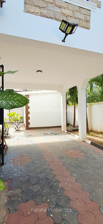 3 Bed Townhouse with En Suite at Shanzu - 5