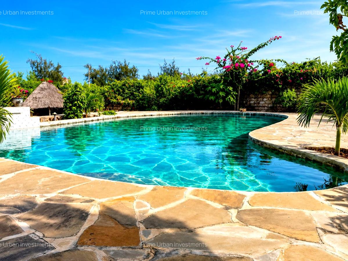 3 Bed Villa with En Suite at Watamu - 6