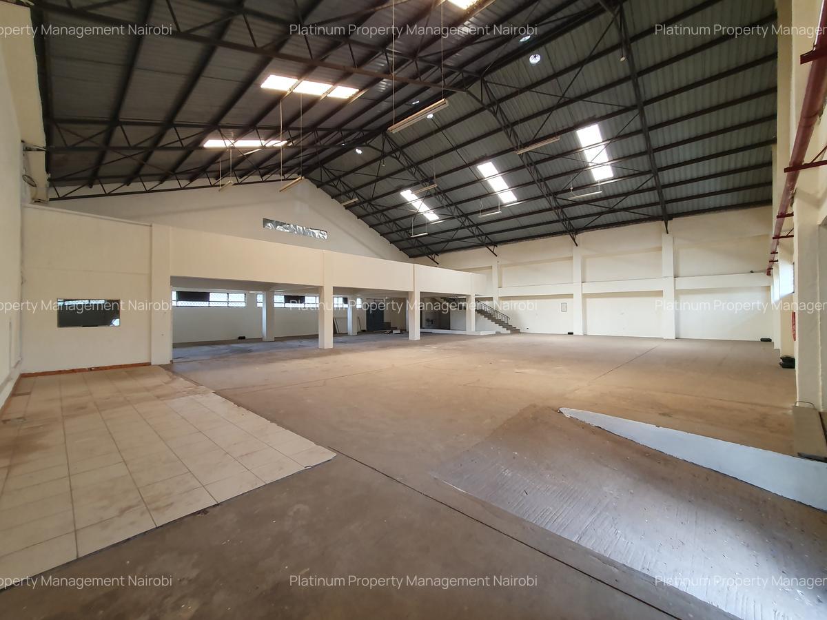 9,800 ft² Warehouse with Service Charge Included at Baba Dogo Rd - 1