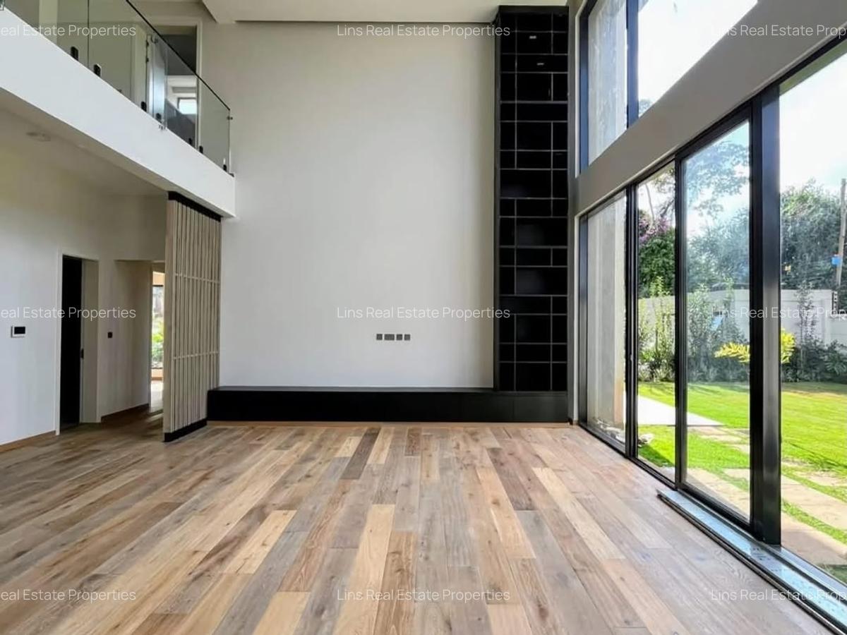 5 Bed Townhouse with En Suite in Runda - 7