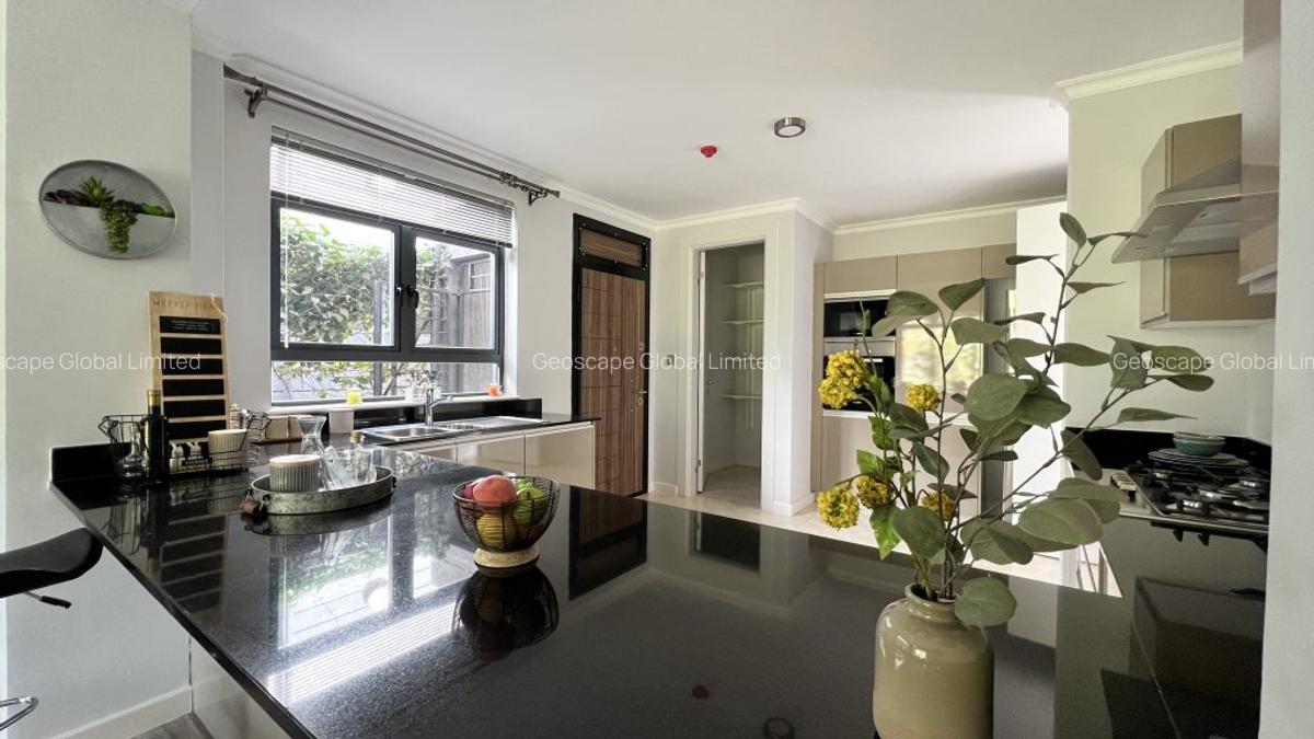 4 Bed House with En Suite in Kiambu Road - 8