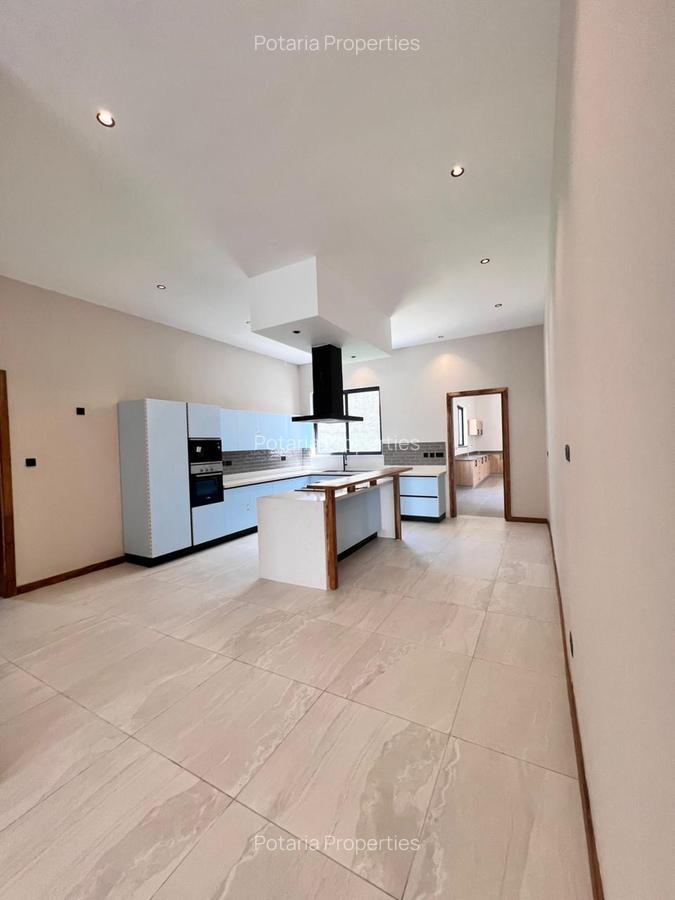 4 Bed Townhouse with En Suite in Loresho - 3
