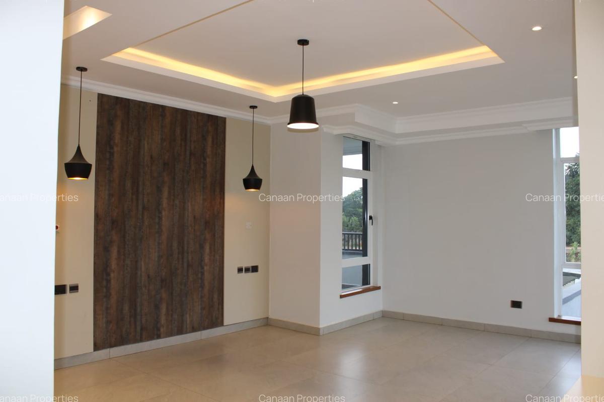 4 Bed Villa with En Suite in Tatu City - 6