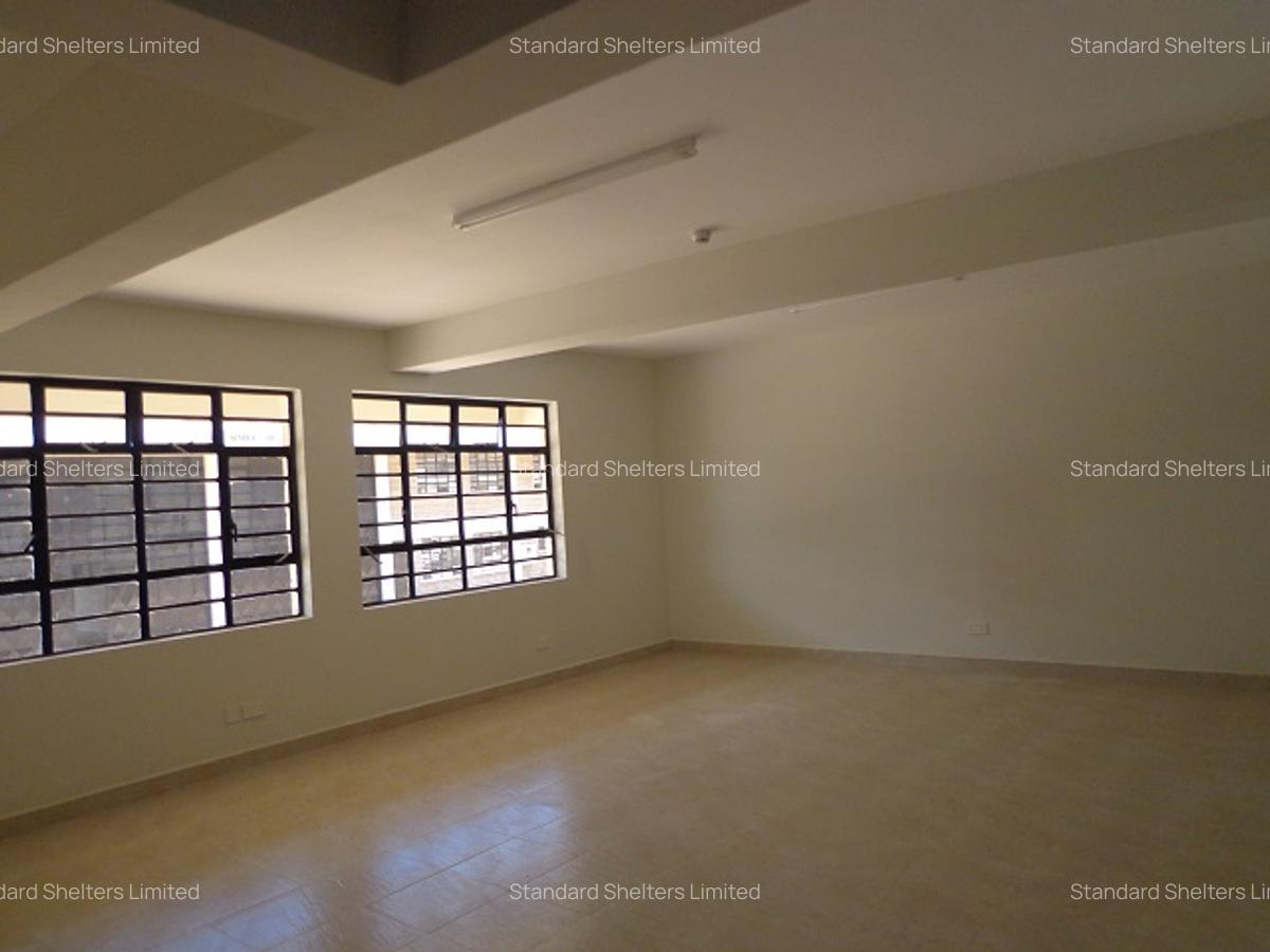 6,500 ft² Warehouse with Service Charge Included in Ruiru - 17
