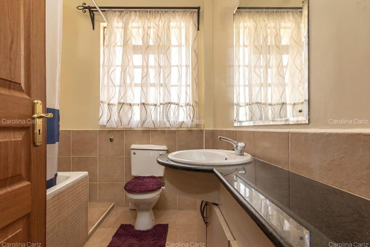 Furnished 2 Bed Apartment with En Suite in Westlands Area - 14