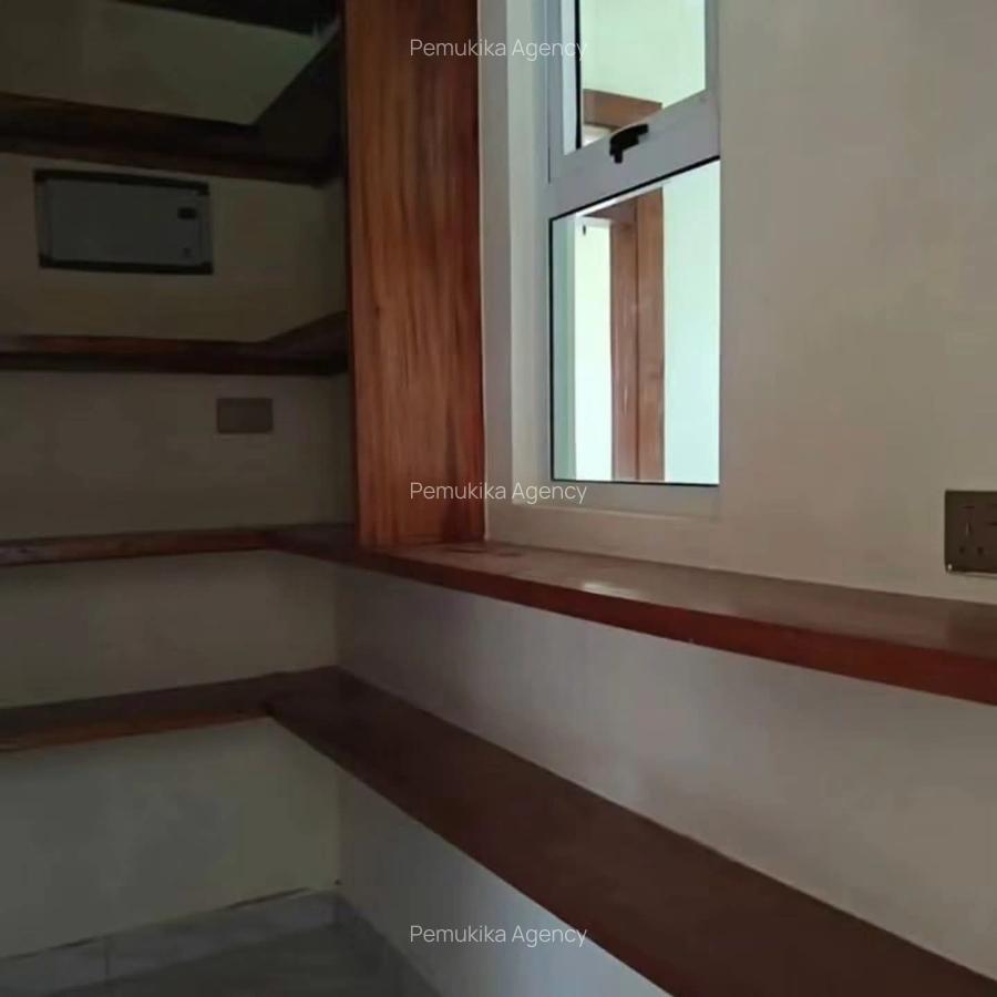 4 Bed Townhouse with En Suite in Runda - 5