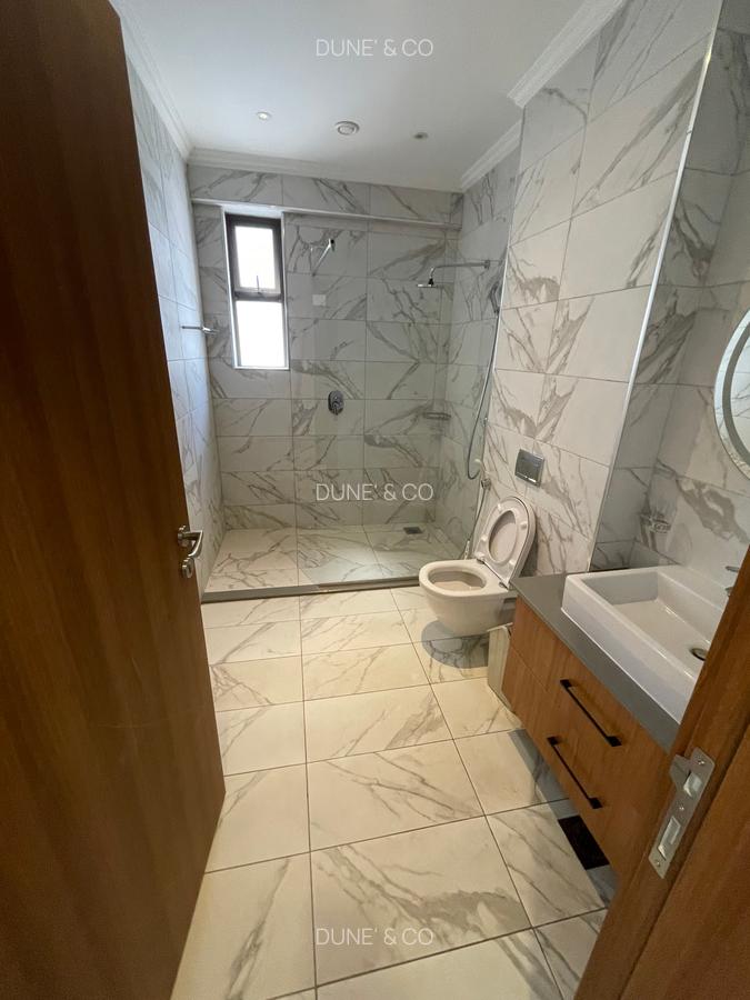 Serviced 2 Bed Apartment with En Suite in Westlands Area - 19