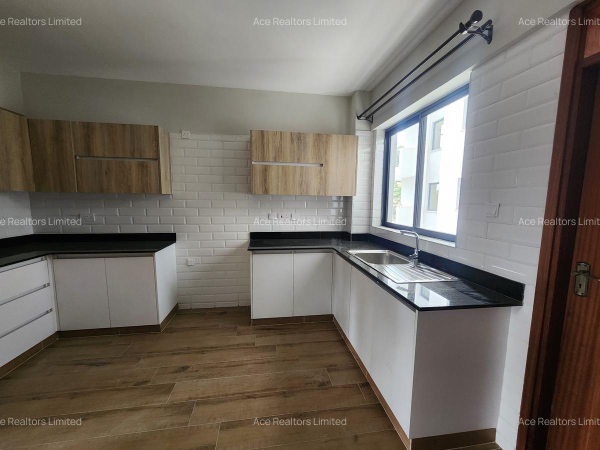 1 Bed Apartment with En Suite at Lavington Nairobi - 3