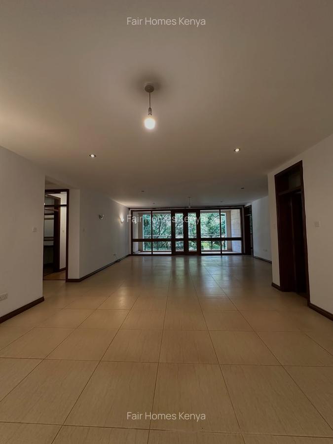 3 Bed Apartment with En Suite at Riverside Drive - 1