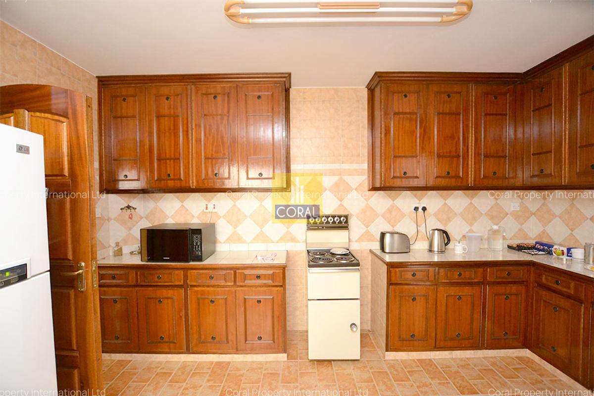 3 Bed Apartment in Rhapta Road - 5