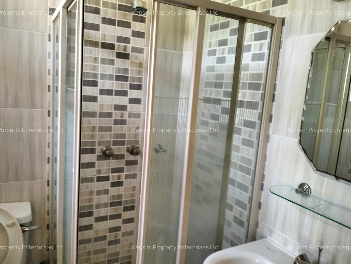 5 Bed Townhouse with En Suite in Nyari - 17