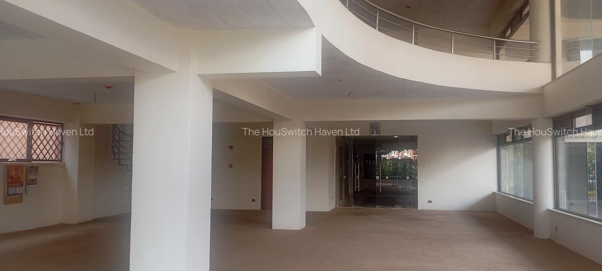70,000 ft² Office with Service Charge Included at Off Parklands Road - 5