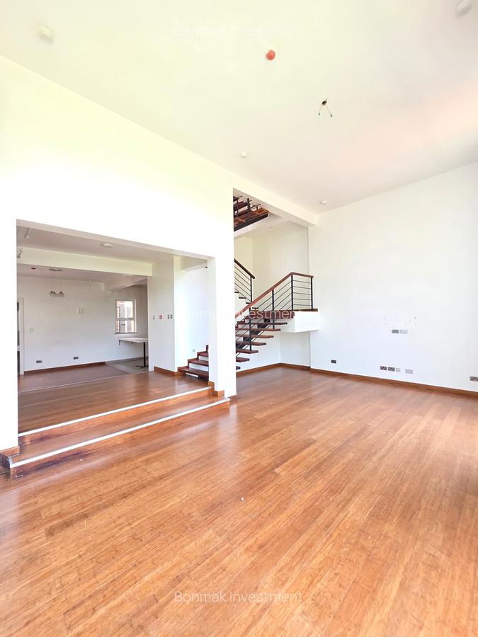 4 Bed Townhouse with En Suite at Lavington Green - 11