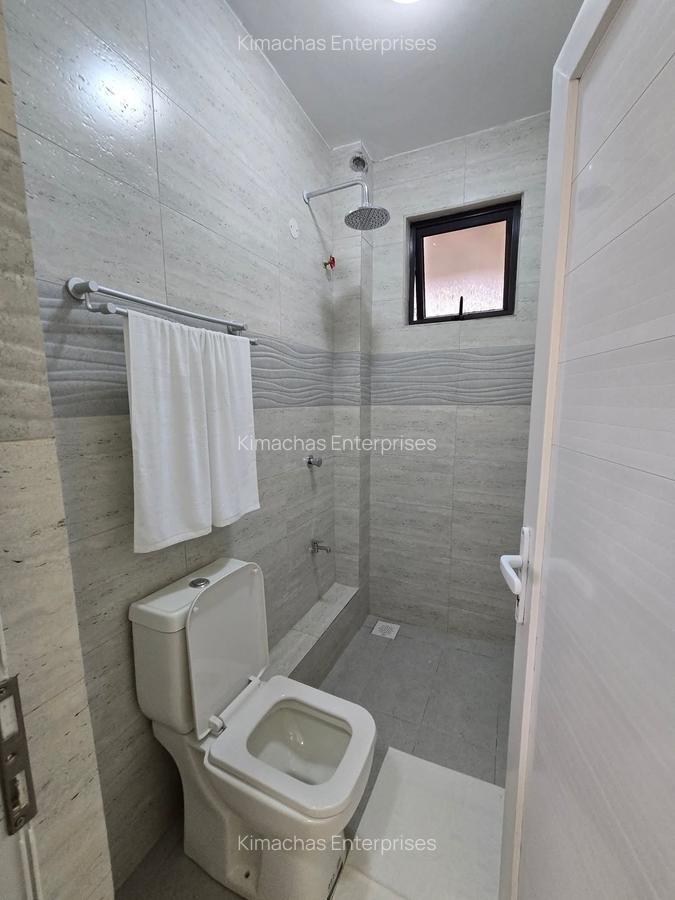 3 Bed Apartment with En Suite at Beach Road - 12