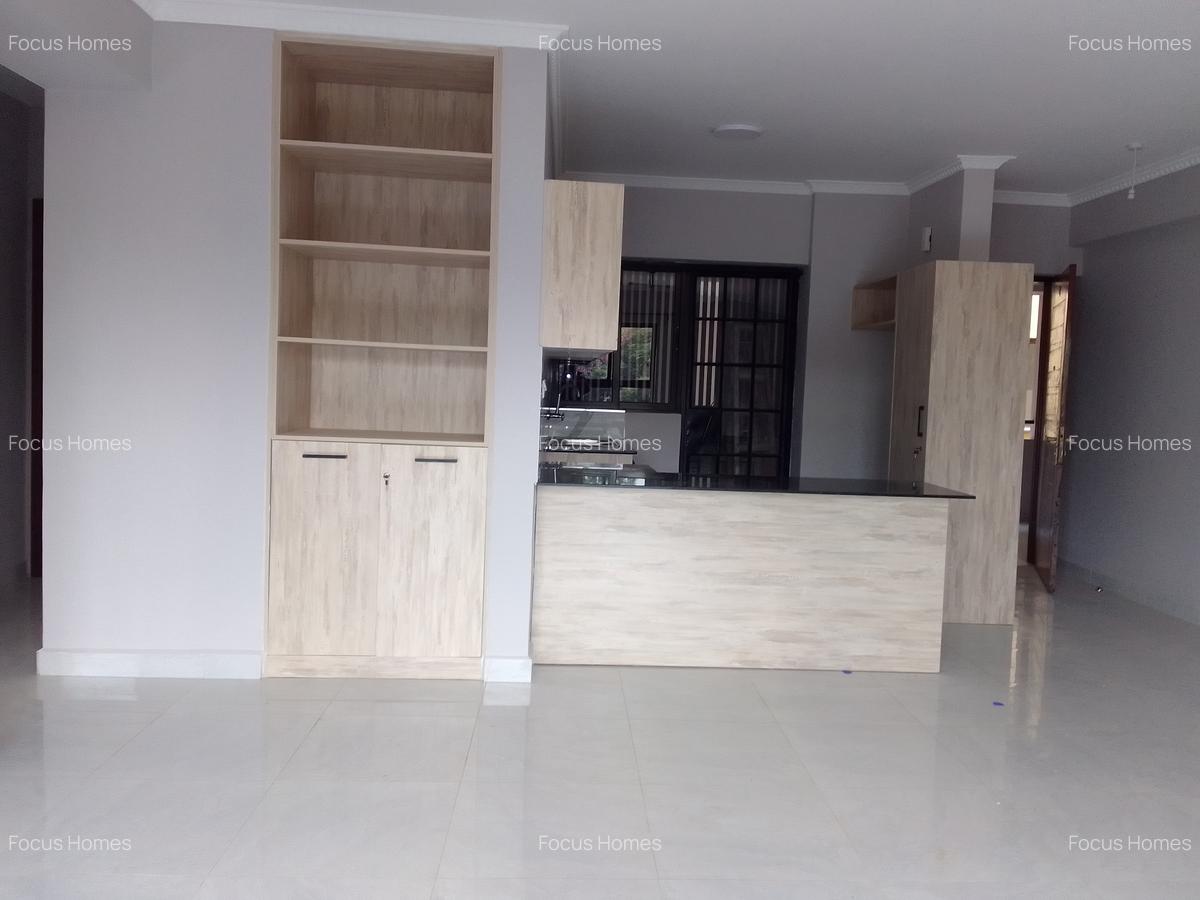 2 Bed Apartment with En Suite in Westlands Area - 3