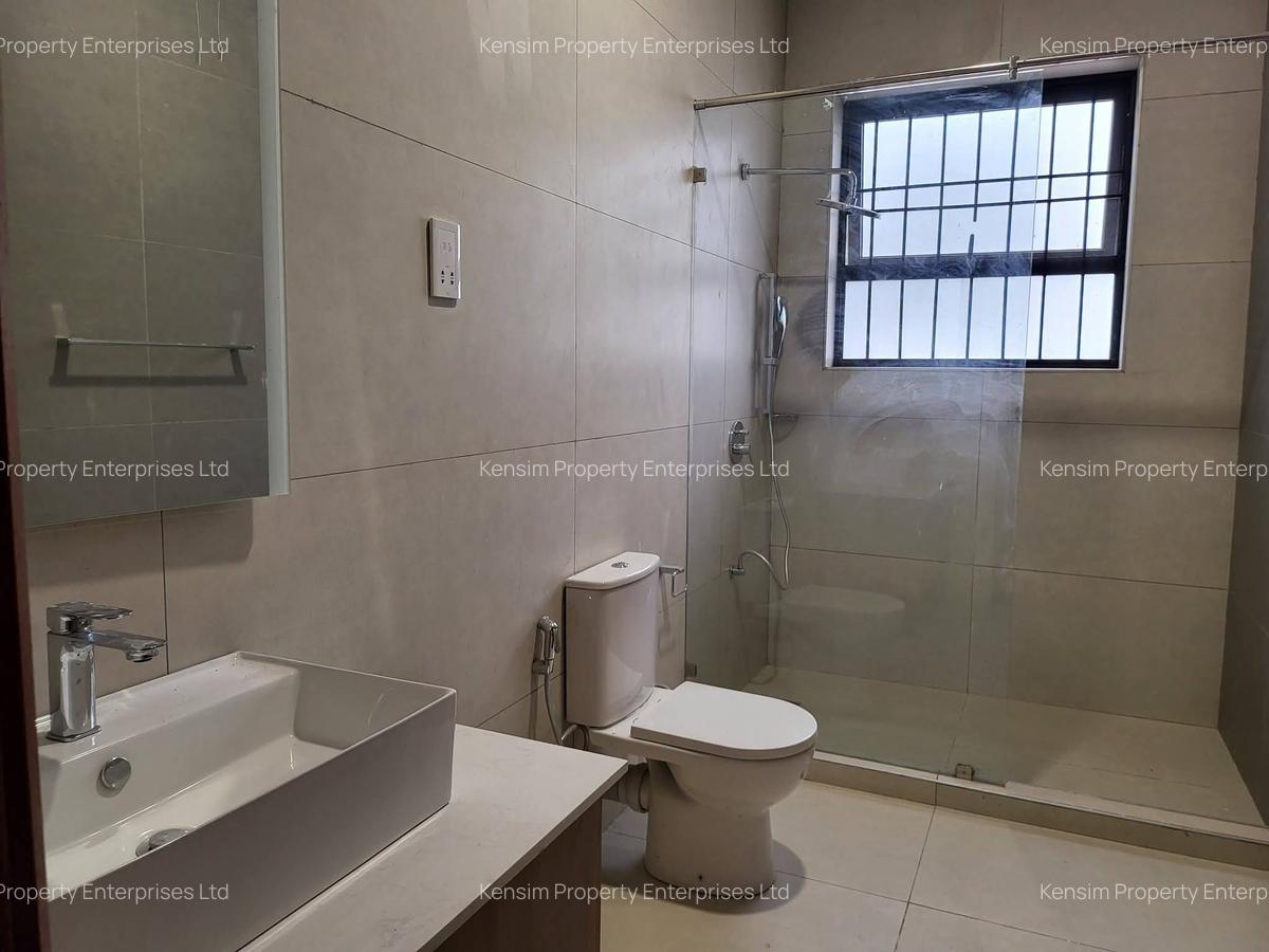 5 Bed Townhouse with En Suite in Lower Kabete - 12
