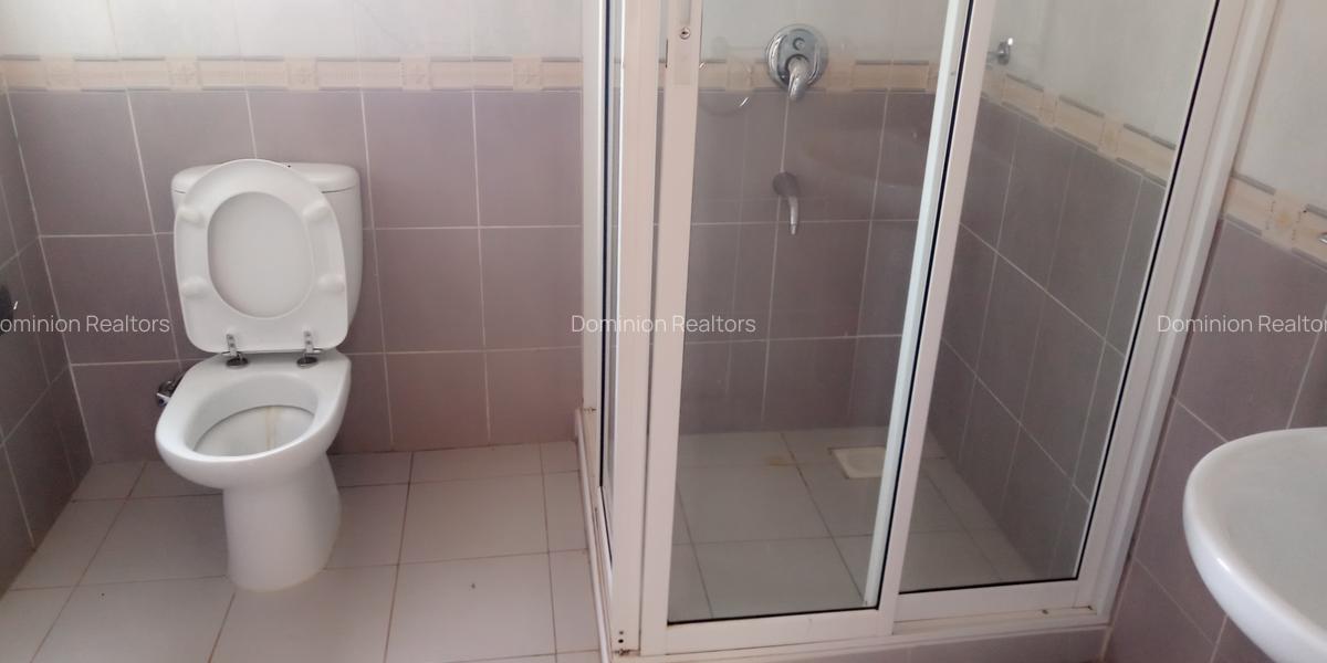 4 Bed Townhouse with En Suite at Mumwe Drive - 14